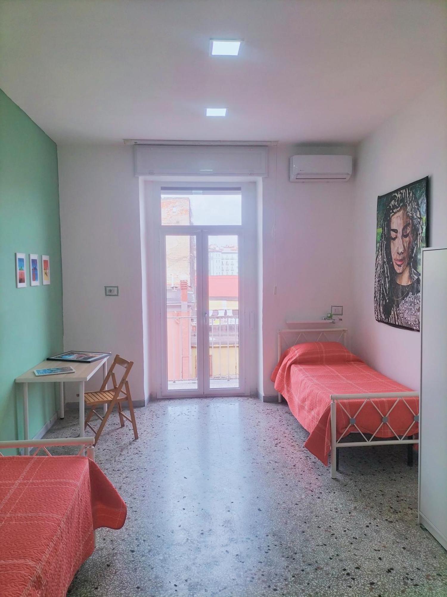 Art House - Station *